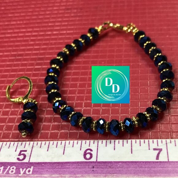 Designs by Dee Dee Jewelry - Fashion Bracelet & Earrings Set